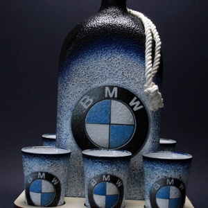 BMW emblémával díszített nagy pálinkás szett fatartóban   ( 1,0 l üveg + 6x45 ml pohár + tartó ) - 2020-as ÚJDONSÁG   - otthon & életmód - konyhafelszerelés, tálalás - Meska.hu