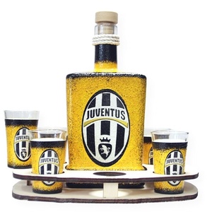 JUVENTUS pálinkás készlet ; JUVENTUS szurkolóknak II, Otthon & Lakás, Dekoráció, Díszüveg, Asztal és polc dekoráció, Decoupage, transzfer és szalvétatechnika, Meska