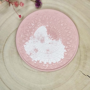 Színes virágos tetejű tároló alátéttel - otthon & életmód - dekoráció - dísztárgy - Meska.hu