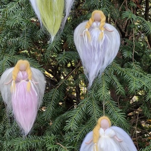 Gyapjú angyal  17cm. - karácsony - karácsonyi lakásdekoráció - karácsonyfadíszek - Meska.hu