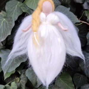 Gyapjú angyal  17cm. - karácsony - karácsonyi lakásdekoráció - karácsonyfadíszek - Meska.hu