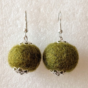 Nemez fülbevaló, Ékszer, Fülbevaló, Lógós kerek fülbevaló, Ékszerkészítés, Nemezelés, MESKA