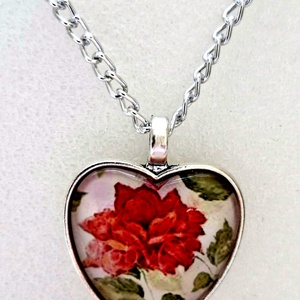 Üveglencsés nyaklánc nőnapra - ékszer - nyaklánc - medálos nyaklánc - Meska.hu