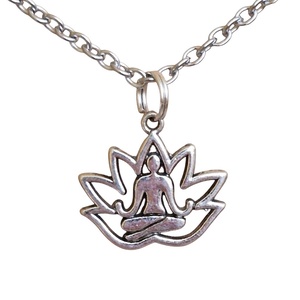 Belső Béke � Lótusz medálos nyaklánc 15mm - ékszer - nyaklánc - medálos nyaklánc - Meska.hu