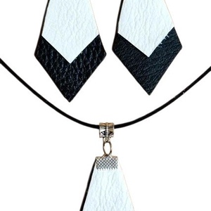 Modern bőr ékszerszett � fehér -fekete rombusz, kézműves design, Ékszer, Ékszerszett, Ékszerkészítés, MESKA