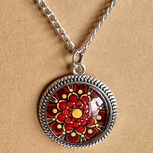 Mandala üveglencsés nyaklánc � Vörös és sárga harmónia - ékszer - nyaklánc - medálos nyaklánc - Meska.hu