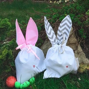 Kézzel hímzett menta/rózsaszín húsvéti nyuszis zsák erős vászonból - Meska.hu