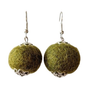 Nemez fülbevaló, Ékszer, Fülbevaló, Lógós kerek fülbevaló, Ékszerkészítés, Nemezelés, MESKA