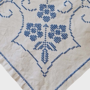 Vintage háziszőttes beregi hímzett kisterítő szett 2db 60x60 cm - Meska.hu
