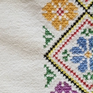 Antik kéziszőtt hímzett népviseleti kötény gyűjtői 60x70 cm - otthon & életmód - konyhafelszerelés, tálalás - konyhai textil - kötény - Meska.hu