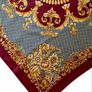 Nagy vintage barokk kendő � Olasz luxus stílusú, tyúklábmintás és arany díszítésű (88x88 cm) - ruha & divat - sál, sapka, kendő - kendő - Meska.hu