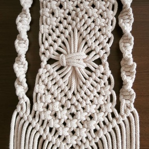 Makramé fali dísz nude színben - otthon & életmód - dekoráció - fali és függő dekoráció - falra akasztható dekor - Meska.hu