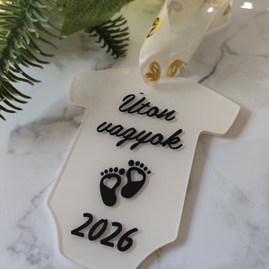 Baba bejelentő karácsonyfadísz, Baba emlékörző, Baba bejelentő korong, Babaváró ajándék, Karácsony, Karácsonyi lakásdekoráció, Karácsonyfadíszek, Festett tárgyak, Mindenmás, MESKA