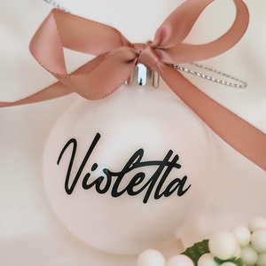 Névre szóló karácsonyi gömb, egyedi karácsonyfa dísz, névre szóló, Karácsony, Karácsonyi lakásdekoráció, Karácsonyfadíszek, Fotó, grafika, rajz, illusztráció, Mindenmás, MESKA