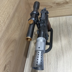 Egyedi 3D nyomtatott Han Solo DL-44 Lézerpisztoly - Két féle kivitelben! Airbrush festéssel - játék & sport - szerepjáték - Meska.hu
