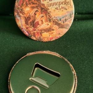 Betlehemes karácsonyi 58 mm-es sörnyitós hűtő mágnes - otthon & életmód - konyhafelszerelés, tálalás - konyhai dekoráció - hűtőmágnes - Meska.hu