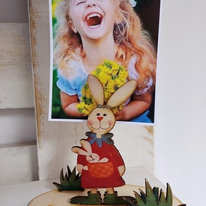 Húsvéti csipeszes névre szóló fényképtartók - otthon & életmód - dekoráció - asztal és polc dekoráció - asztaldísz - Meska.hu