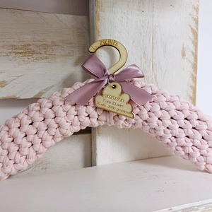 Horgolt baba vállfa - otthon & életmód - babaszoba, gyerekszoba - babaszoba dekoráció - Meska.hu