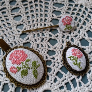 Bross, medál és hajcsatt - ékszer - ékszerszett - Meska.hu