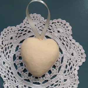 Hóvirágos szívecske - otthon & életmód - dekoráció - fali és függő dekoráció - függődísz - Meska.hu