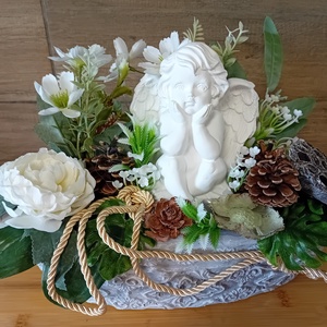 Könyöklő angyalos kőtál  - Meska.hu