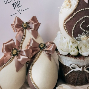 Elegáns vintage húsvéti asztaldísz bársony tojással � romantikus, kézműves dekoráció - ünnepi díszek, dekorációk - húsvéti díszek és dekorációk - húsvéti asztaldíszek - Meska.hu
