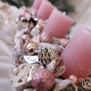 Púder rózsaszín adventi asztaldísz � elegáns, részletgazdag karácsonyi dekoráció - karácsony - adventi díszek - adventi asztaldísz - Meska.hu