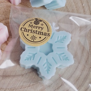 Karácsonyi Mini színes hópihe Illatgyertya Szójaviaszból, Karácsony, Karácsonyi lakásdekoráció, Karácsonyi illatgyertya, mécses, Gyertya-, mécseskészítés, MESKA