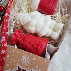 Kézműves karácsonyi gyertyacsomag � Illatos Szójaviasz Gyertyák Díszdobozban - karácsony - karácsonyi lakásdekoráció - karácsonyi illatgyertya, mécses - Meska.hu