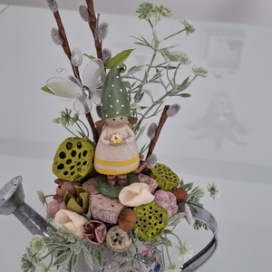 Tavaszi asztaldísz locsolóban, Otthon & Életmód, Virágdekoráció, Virágdíszek, Asztali virágdísz, , MESKA