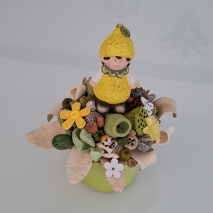 Tavaszi asztaldísz citrom figurával - otthon & életmód - virágdekoráció - virágdíszek - asztali virágdísz - Meska.hu