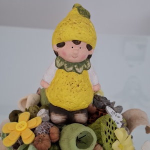 Tavaszi asztaldísz citrom figurával - otthon & életmód - virágdekoráció - virágdíszek - asztali virágdísz - Meska.hu