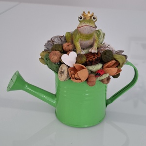 Locsoló békával - Meska.hu