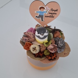 Anyák napi dísz madárral  - otthon & életmód - virágdekoráció - virágdíszek - virágdísz kaspóban - Meska.hu