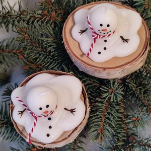 Kézműves gyertyák, elolvadt hóember  - karácsony - karácsonyi lakásdekoráció - karácsonyi illatgyertya, mécses - Meska.hu  Kézműves gyertyák, elolvadt hóember  - karácsony - karácsonyi lakásdekoráció - karácsonyi illatgyertya, mécses - Meska.hu