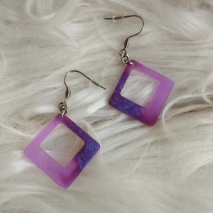 Lila foszforeszkáló füli, Ékszer, Fülbevaló, Lógó fülbevaló, , MESKA