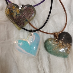 Szívem nyaklánc több színben - ékszer - nyaklánc - medálos nyaklánc - Meska.hu