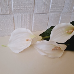 Élethű kála csokor-fehér - kellékek & szerszámok - dekorációs kellékek - egyéb kellékek - Meska.hu