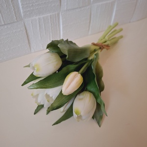 Élethű tulipán csokor-fehér - kellékek & szerszámok - dekorációs kellékek - egyéb kellékek - Meska.hu