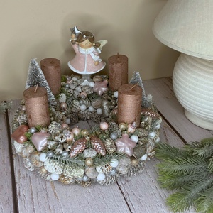 Angyalkás púder adventi, Karácsony, Adventi díszek, Adventi koszorú, Virágkötés, MESKA
