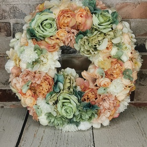 Tavaszi selyemvirágos kopogtató, Otthon & Életmód, Dekoráció, Ajtó- és ablak dekoráció, Ajtódísz & Kopogtató, Virágkötés, MESKA