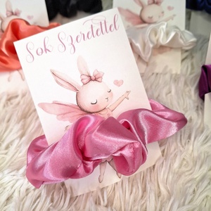 Rózsaszín szatén hajgumi - Meska.hu