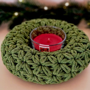  Horgolt koszorú, kopogtatónak vagy asztaldísznek  - karácsony - adventi díszek - adventi koszorú - Meska.hu