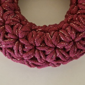  Horgolt adventi koszorú bordó csillogós színben - karácsony - adventi díszek - adventi koszorú - Meska.hu