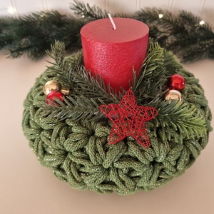  Horgolt koszorú mohazöld csillogós színbenn - karácsony - adventi díszek - adventi koszorú - Meska.hu
