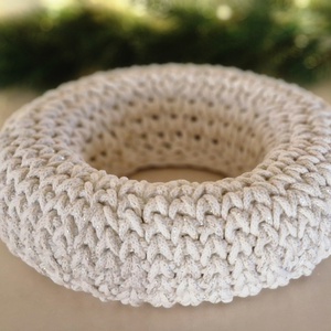  Horgolt koszorú bézs csillogós színben - karácsony - adventi díszek - adventi koszorú - Meska.hu