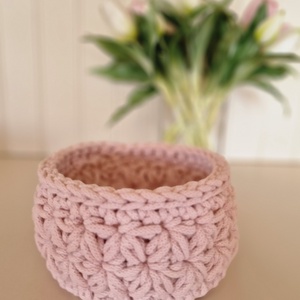 Horgolt jázmin mintás kosár - otthon & életmód - tárolás & rendszerezés - tárolókosár - Meska.hu