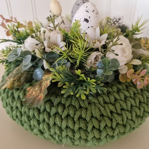  Horgolt tavaszi, húsvéti koszorú mohazöld színben - Meska.hu