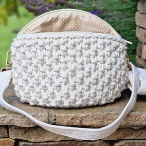 Horgolt táska/crossbody-ekrü alap, aranyló bogyók - táska & tok - övtáska - Meska.hu