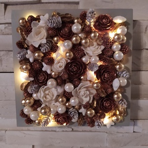 Karácsonyi led világításos 3D-s dekoráció, arany-bronz-fehér színvilágban, asztali vagy fali dísz. Mérete: 20x20 cm, mél - Meska.hu